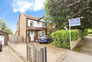 2, Knights Hill, Whitkirk, Leeds LS15 7AU