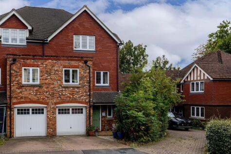 St. Denys Close, Purley