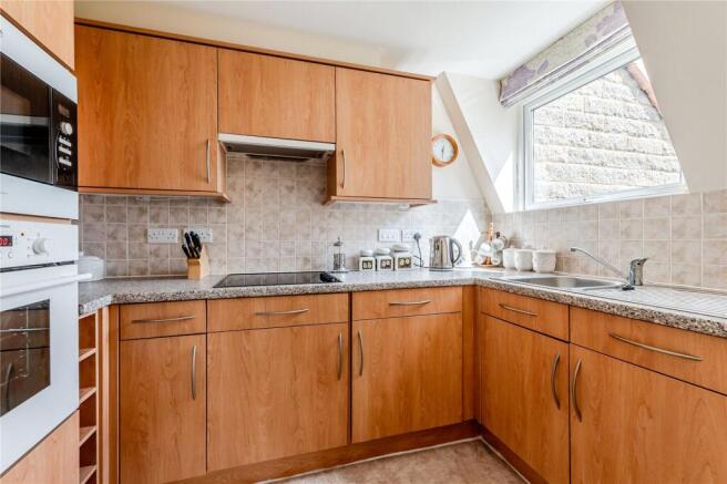 2 bed Apartment for sale Image 8