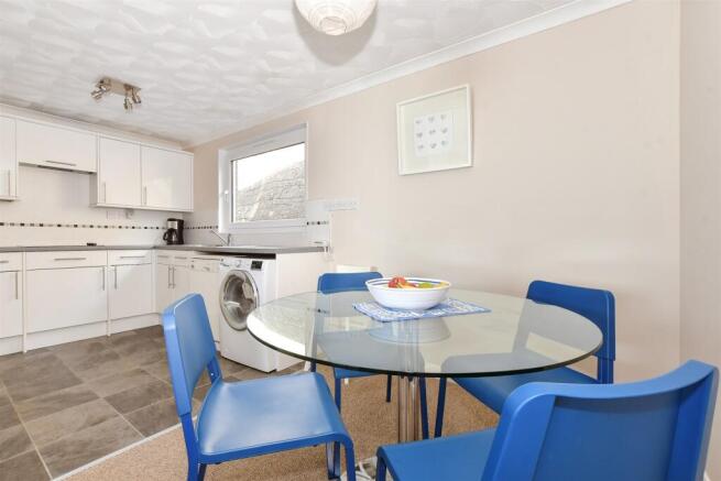 Kitchen/Dining Area