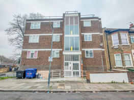Flat 2, 23 Elmdene Court, Elmdene Road, London SE18 6TZ