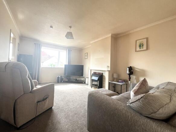 Walden Close, Doddington, March., PE15 0TW photo 4