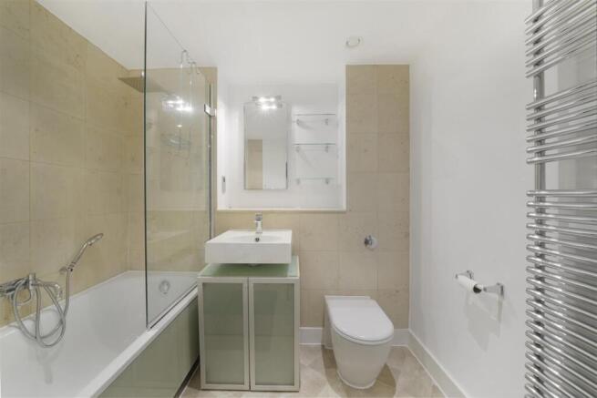 Flat 2, Harlequin Court - si0cnKd8VeCK8K6MiLUT.jpg