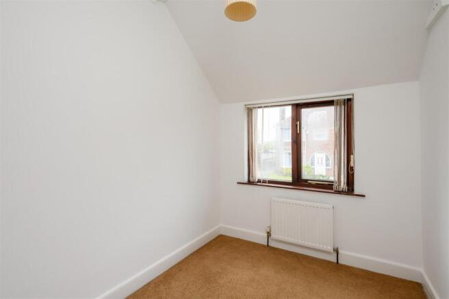 3 bed Semi-Detached for sale Image 8