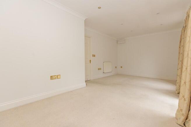 Sitting dining room