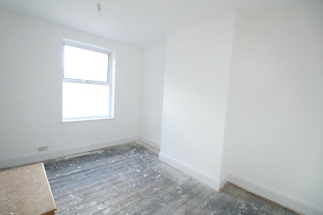 3 bed Terraced for sale Image 12