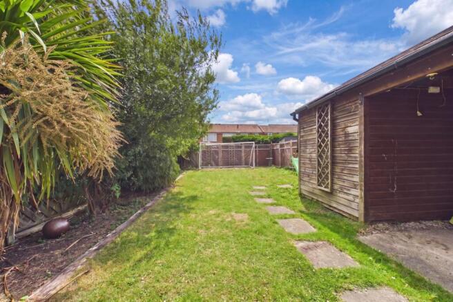 3 bed Semi-Detached for sale Image 7
