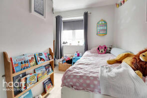 46, Leaf Hill Drive, Romford RM3 7FA