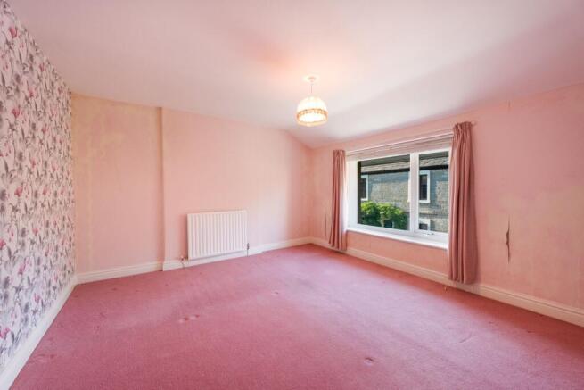 3 bed Terraced for sale Image 9