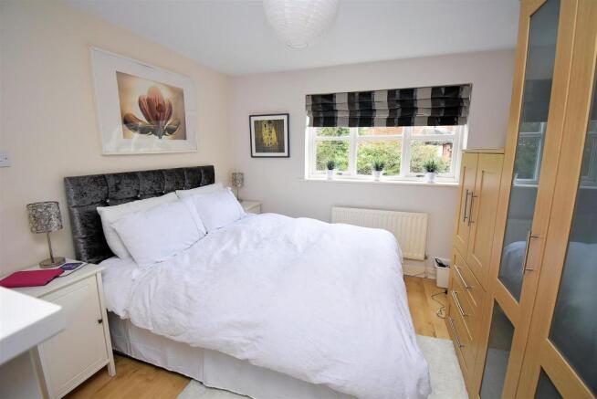 BED 1.jpg