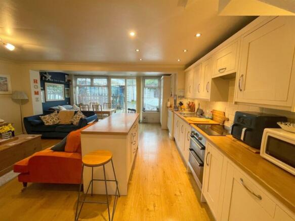 Open plan kitchen/living room/dining room