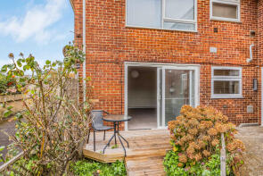 Flat 2, 19 Barton Court, Southwood Road, Hayling Island PO11 9PS