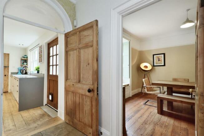 Montford House 10 The Wych Kington - 021.jpg