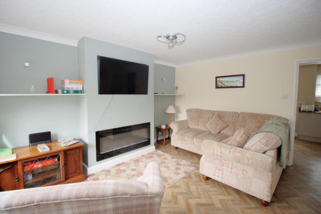 3 bed Semi-Detached for sale Image 7