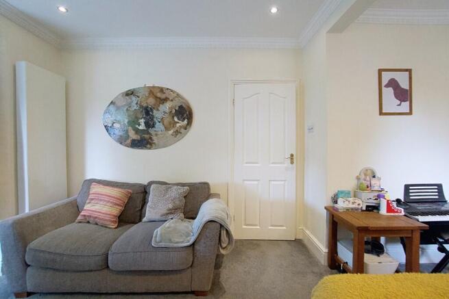 Goldington Road | Bedford | Beds | MK41 | attractive house photo 4