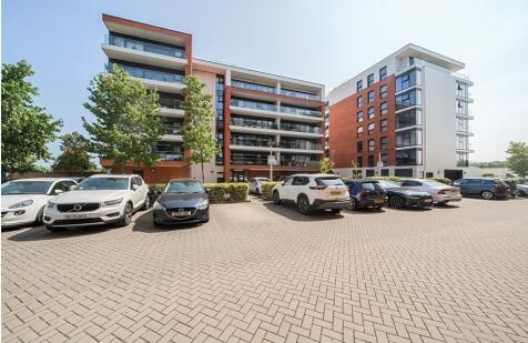 Newbury, Berkshire, RG14