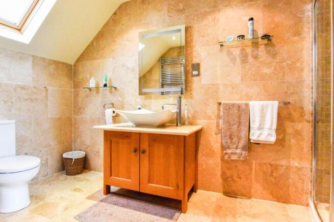 Master En-suite