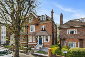 Flat 6, 20, Fourth Avenue, Hove BN3 2PJ