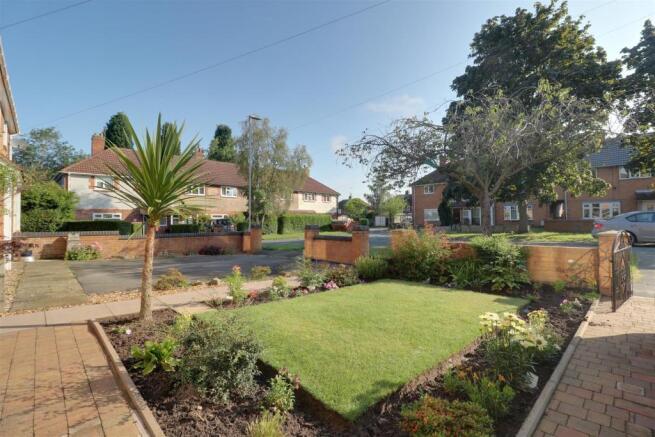 rear garden (1).jpg
