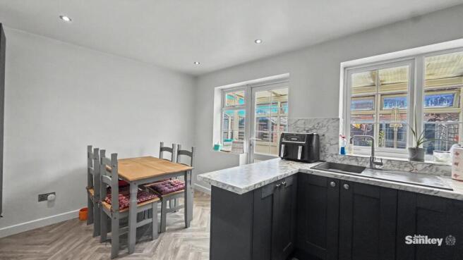 Rutland Close, Warsop, NG20 photo 4
