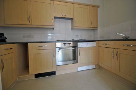 41 Kelvin Gate kitchen.JPG