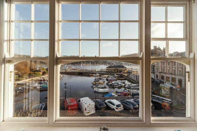 32 Sitting Room View