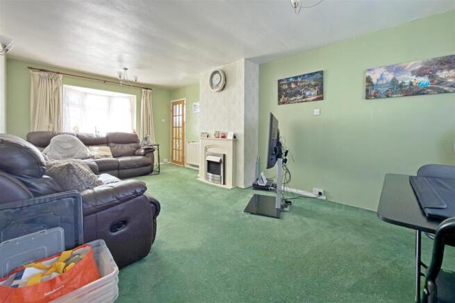 Sitting/Dining Room