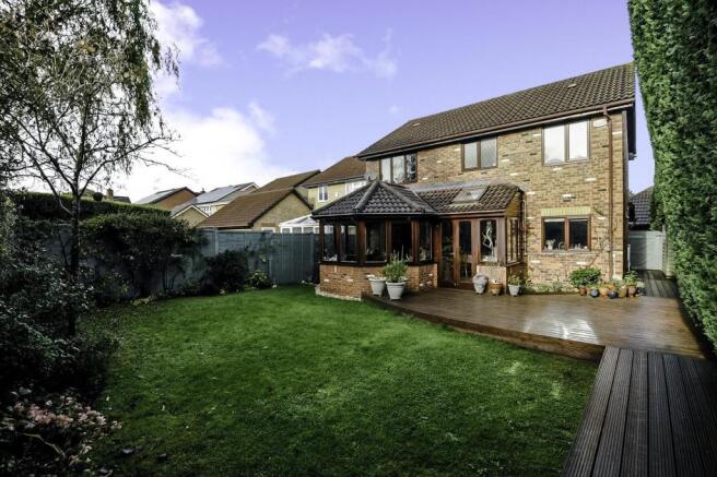Rear Garden back to House