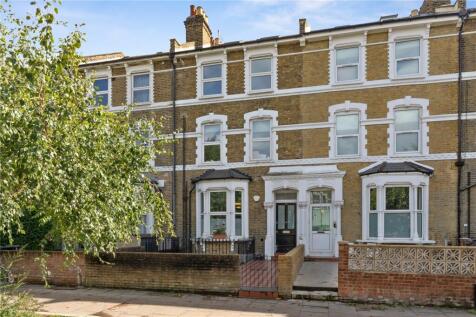 Stoke Newington Common, London, N16