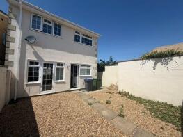 29, Curzon Close, Calne SN11 0EU