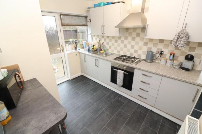 4 short kitchen.jpg