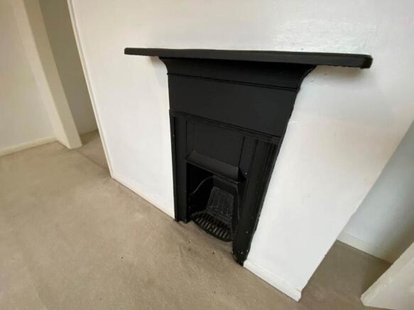 FEATURE FIREPLACE
