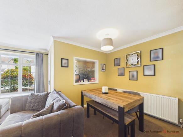3 bed Semi-Detached for sale Image 5