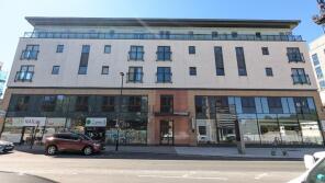 Flat 19, 65 Eighteeneast, Queensway, Southampton SO14 3BL