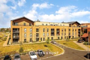 Flat 17, Bentley Court, Finlay Gardens, Hornchurch RM12 6FQ