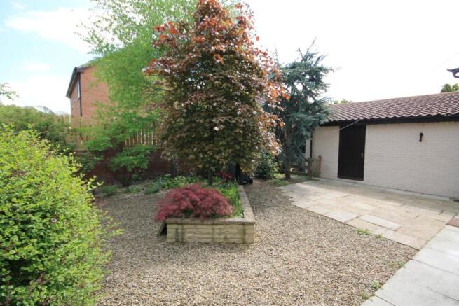 DRIVEWAY & GARAGE