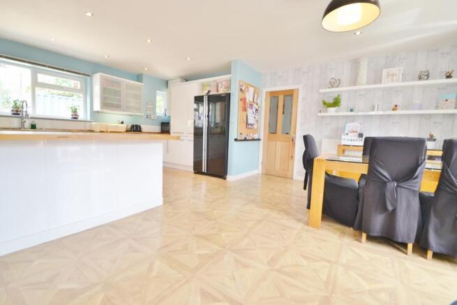 Kitchen Diner