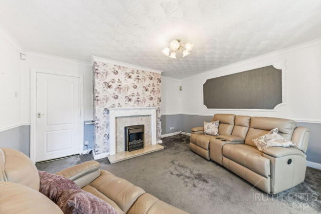 2 bed Detached Bungalow for sale Image 6