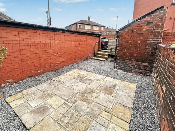 2 bed Terraced for sale Image 7