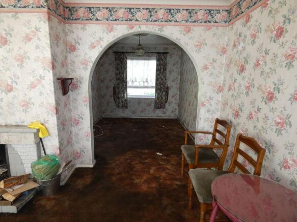 Lounge/Dining Room