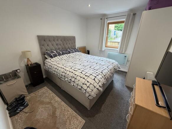 2 bed Apartment for sale Image 7