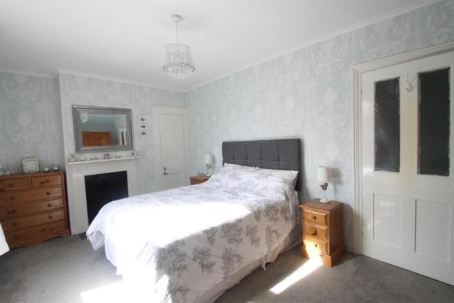 Bedroom 1: