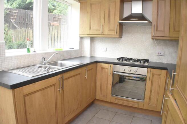 4 bed Not Specified to rent Image 4