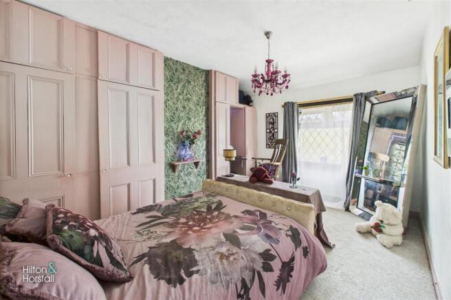 3 bed Semi-Detached for sale Image 7