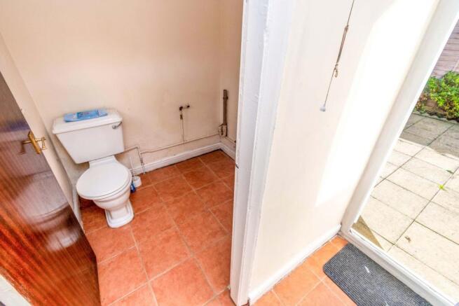 Downstairs Cloakroom