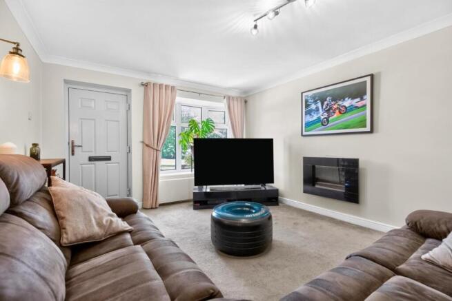 2 bed Terraced for sale Image 11