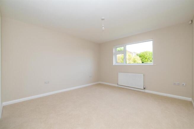 3 bed Detached Bungalow for sale Image 9