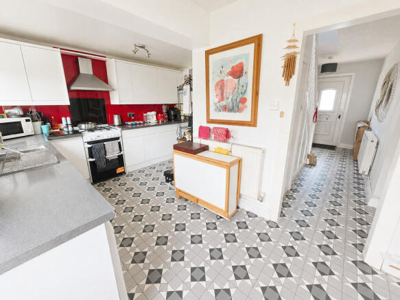 Kitchen reverse