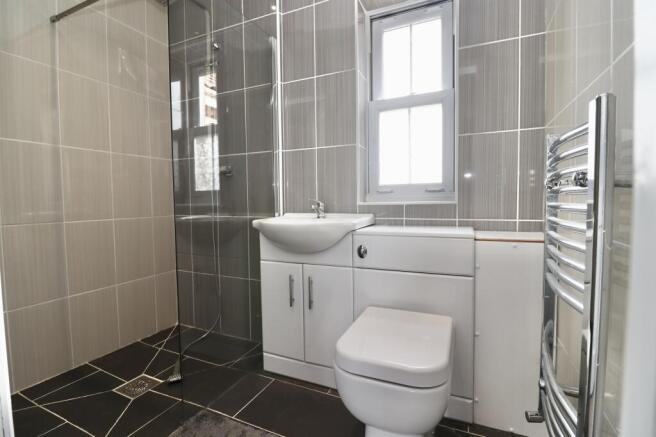 Annexe Shower Room