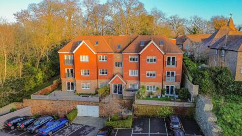 Franklands Village, Woodside Franklands Village, RH16